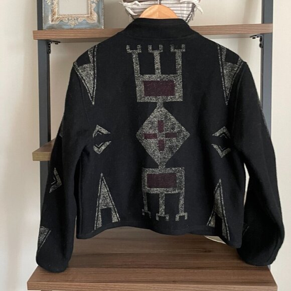 Gorgeous Chico's Short Wool Blend Coat, Size 12 - Picture 3 of 14